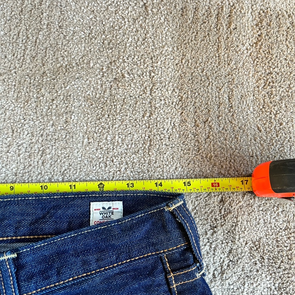 Levi's Premium White Oak Denim - Dark Wash - Straight Fit Jeans - Picture 7 of 9